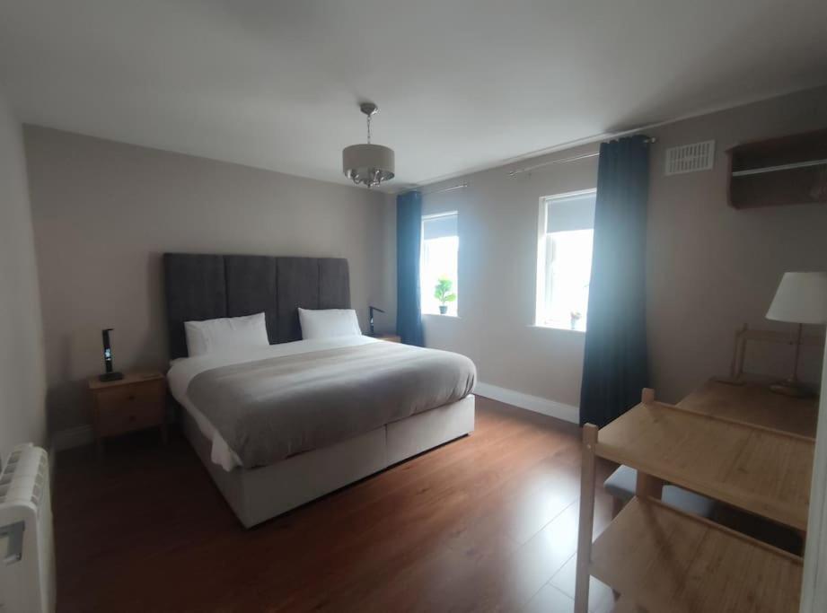 Blacklion Prime Location Apartment Exterior photo